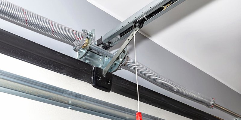 signs garage door needs repair - Prime Garage Door Repair